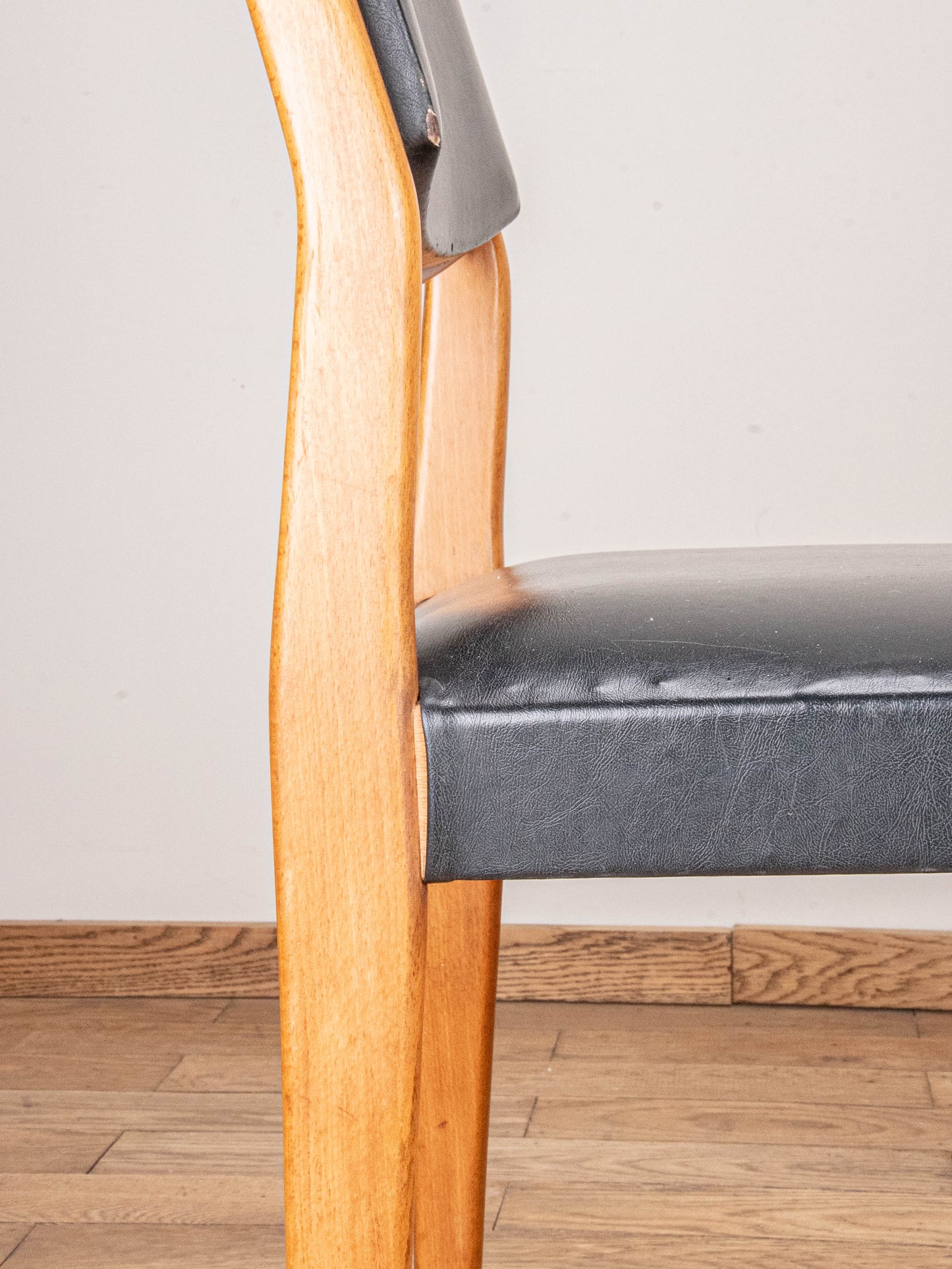 Chaise scandinave