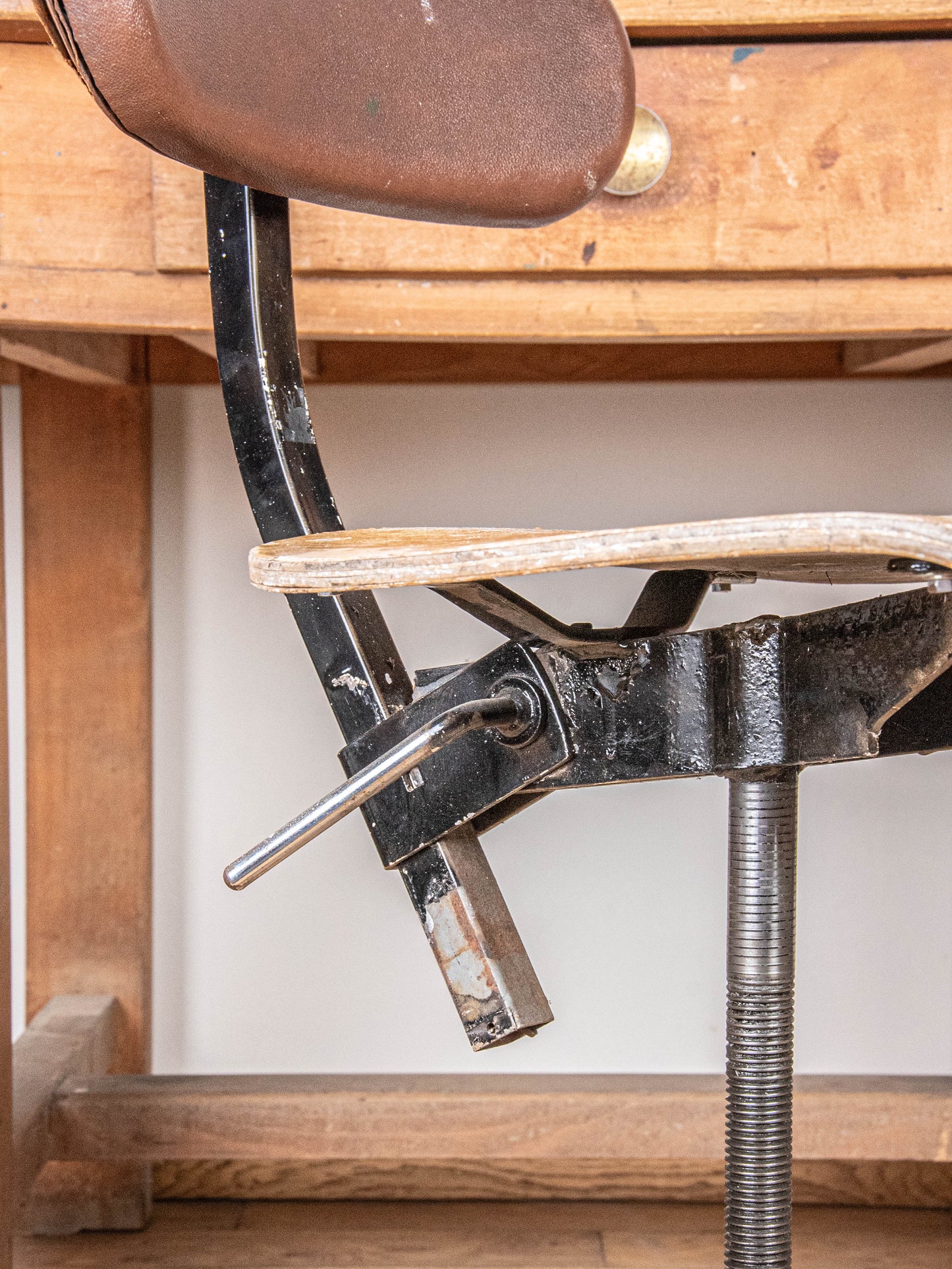 Tabouret d'atelier Bienaise