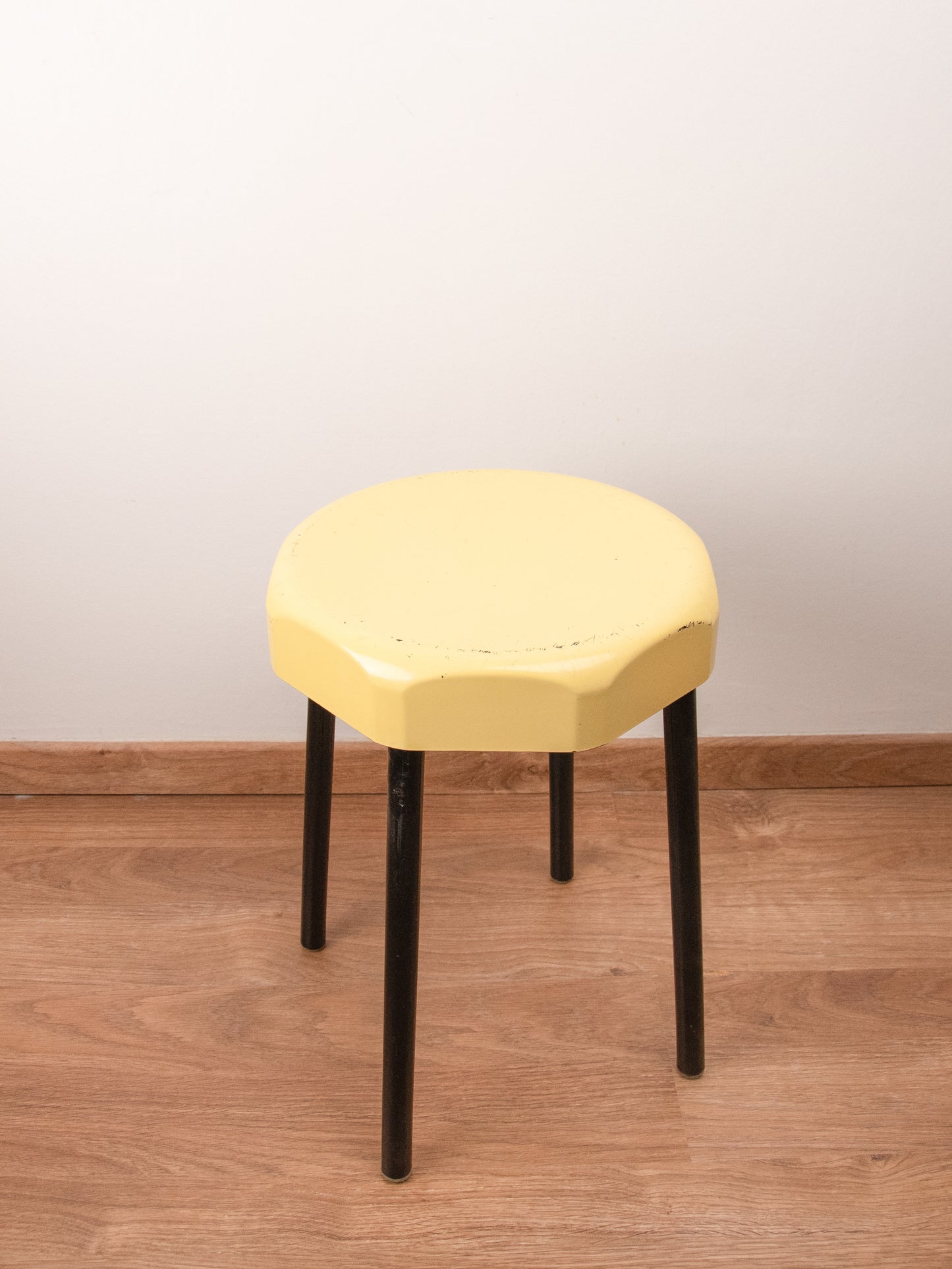 Tabouret Plastounic