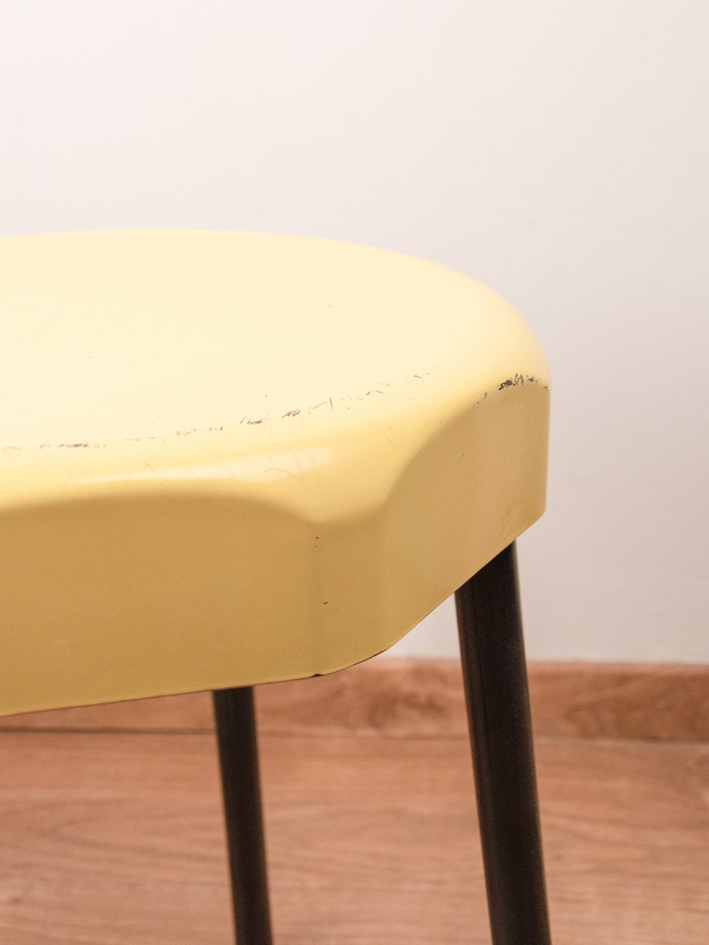 Tabouret Plastounic