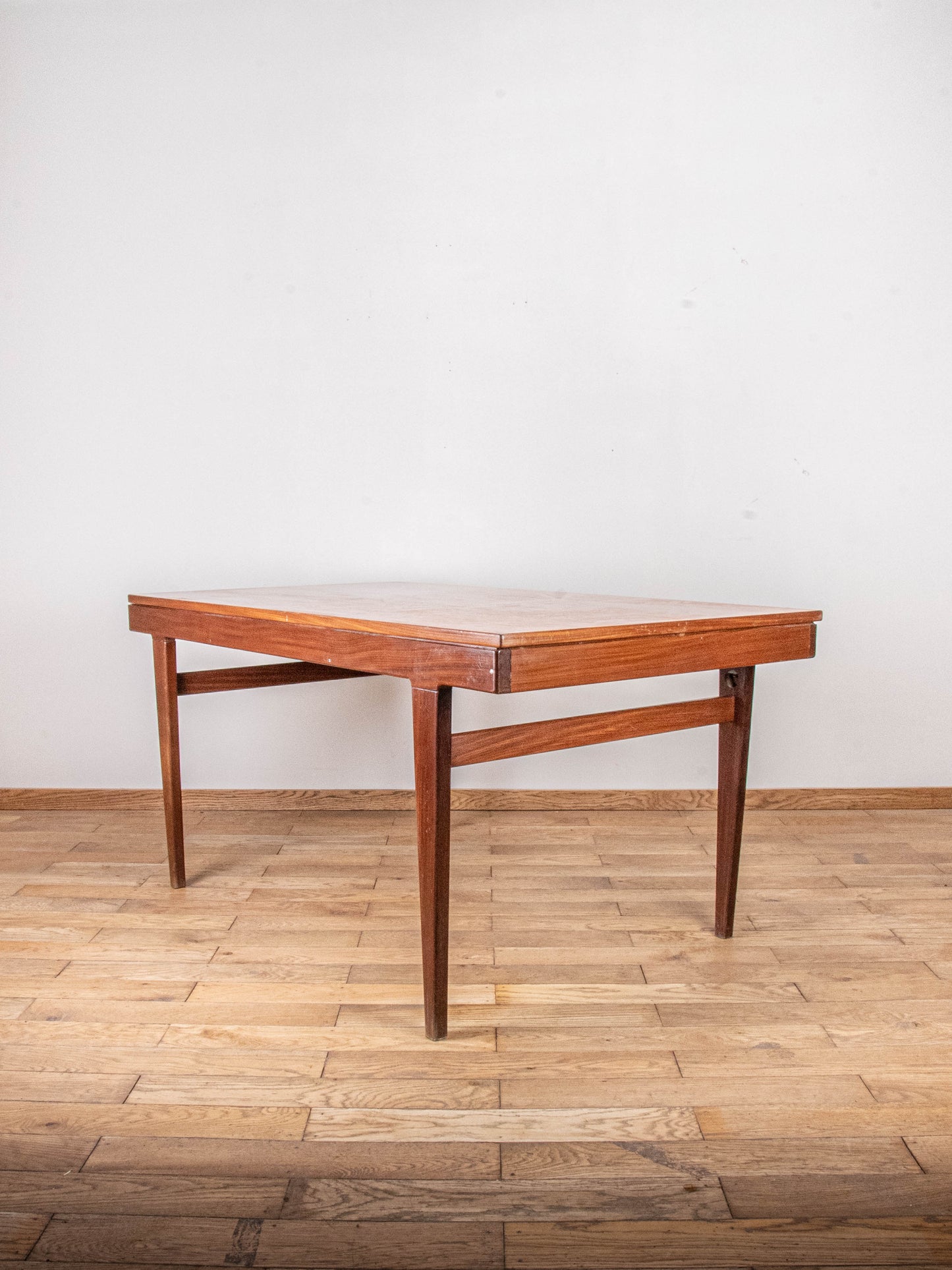 Table extensible scandinave