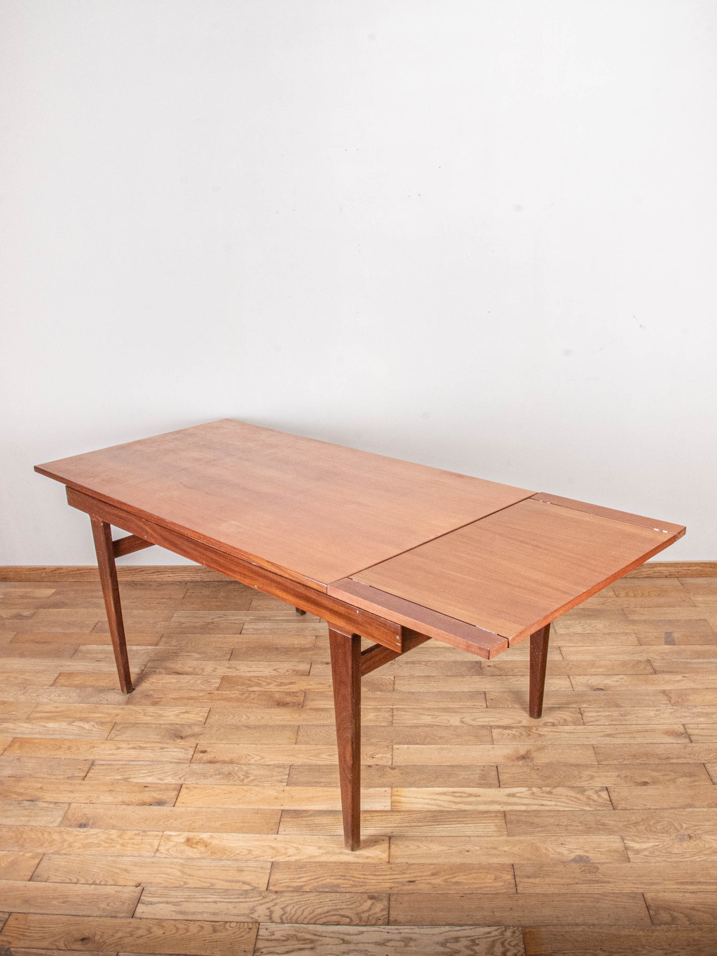 Table extensible scandinave